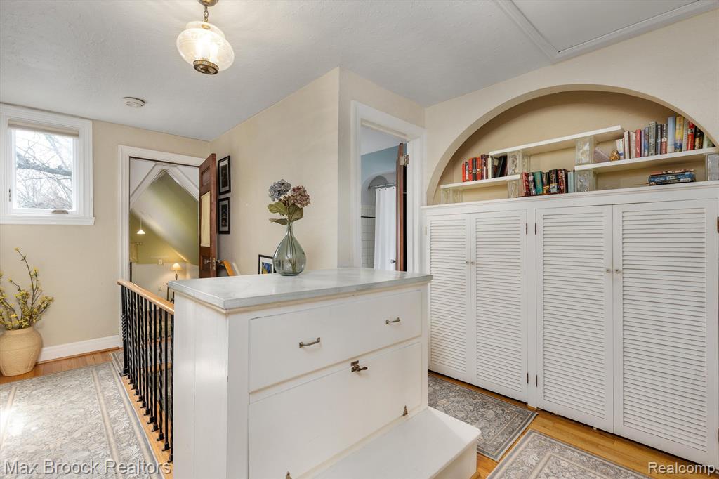 831 W OAKRIDGE Street, Ferndale, MI 48220 — Photo 21