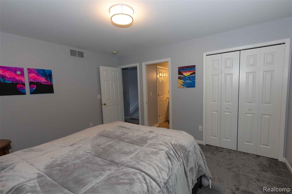 5058 Clintonville Pines Drive, Clarkston, MI — Photo 14