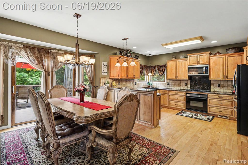 3141 Allison Lane, Highland, MI — Photo 14