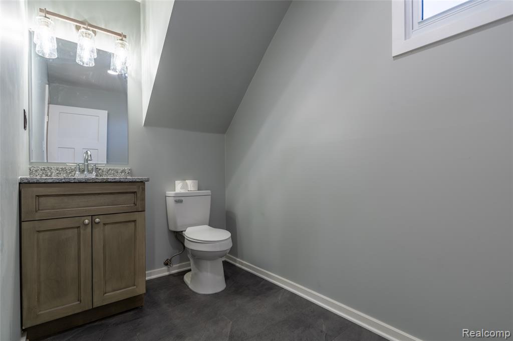822 Saint Clair Street, Port Huron, MI 48060 — Photo 13
