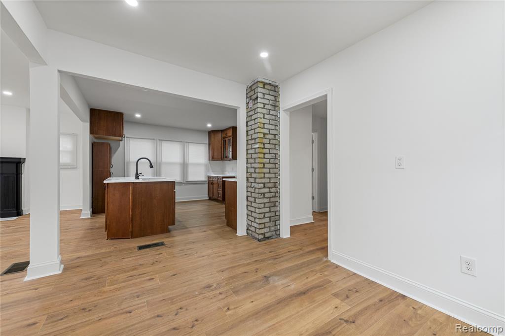 4640 Balfour Road, Detroit, MI 48224 — Photo 7