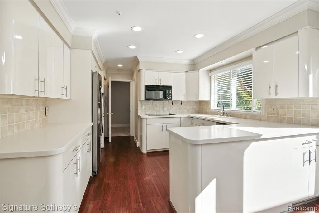 5130 Provincial Drive, Bloomfield Hills, MI 48302 — Photo 9
