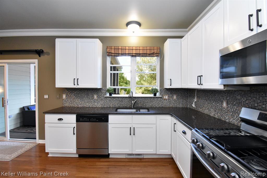 42696 FAULKNER Drive, Novi, MI 48377 — Photo 22