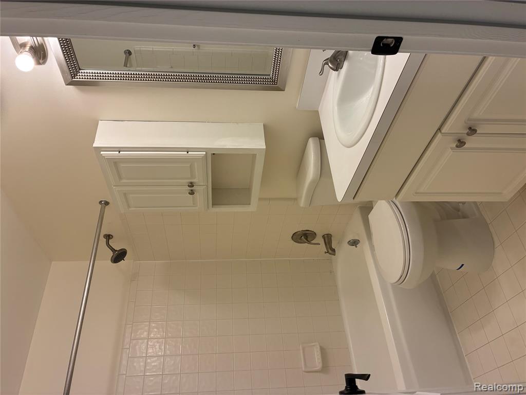 45085 Horseshoe Circle, Canton, MI 48187 — Photo 7