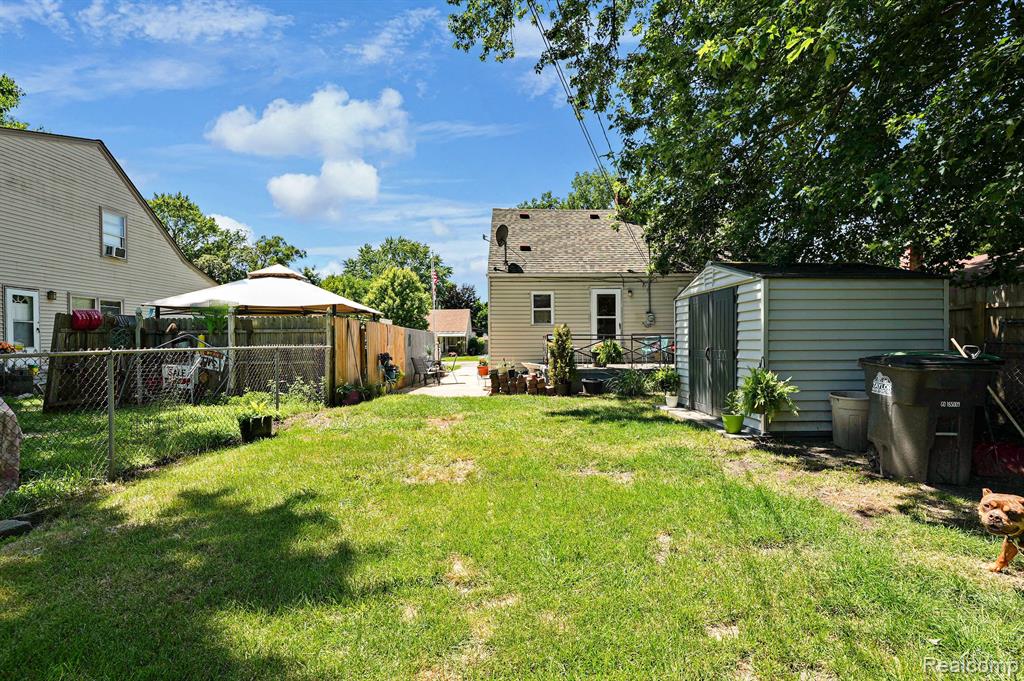 6621 BUCK Street, Taylor, MI 48180 — Photo 8