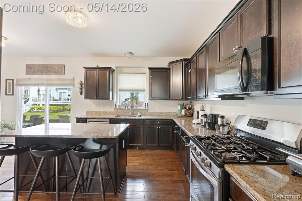 27492 Belgrave Place, Novi, MI — Photo 13