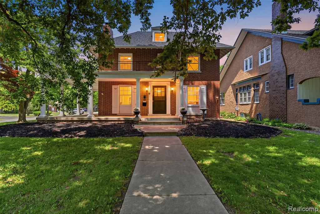 806 W Oliver Street, Owosso, MI 48867 — Photo 2