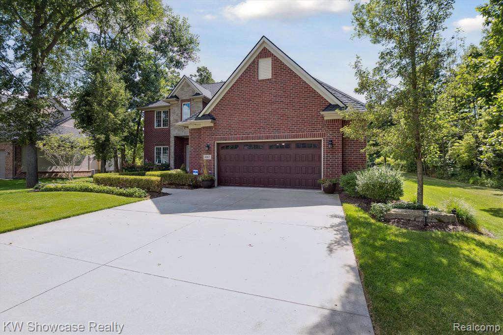 4067 Cameron Court, Wixom, MI 48381 — Photo 4