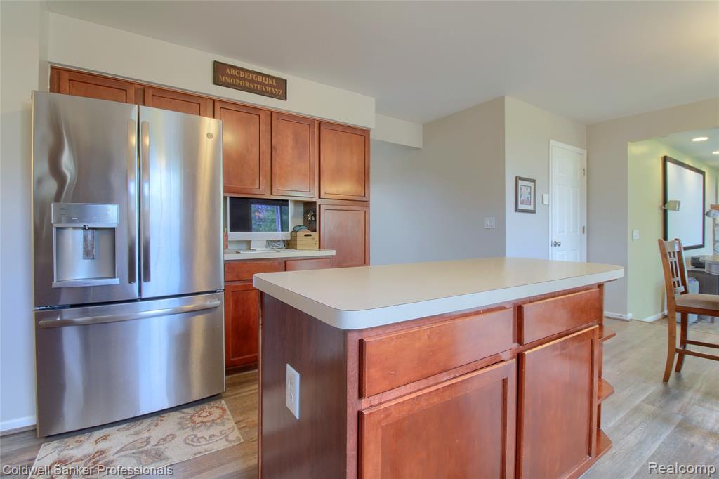 44516 Bramblewood Court, Belleville, MI 48111 — Photo 12