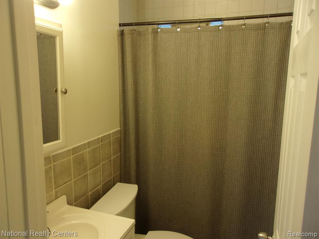 7286 GILMAN Street, Westland, MI — Photo 10