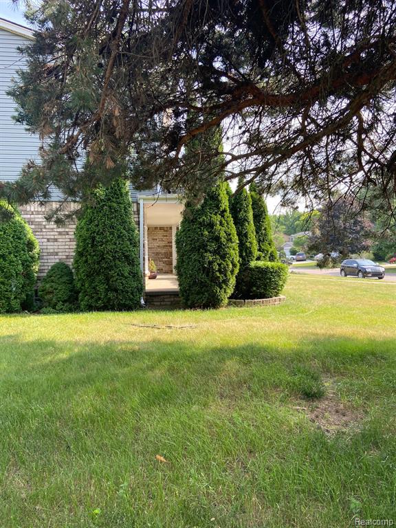 494 ROLLING GREEN Circle S, Rochester Hills, MI 48309 — Photo 40