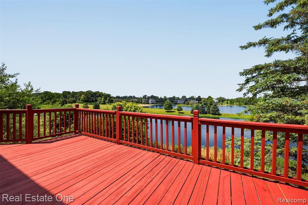 510 Boulder Lake Drive, Oxford, MI 48371 — Photo 45