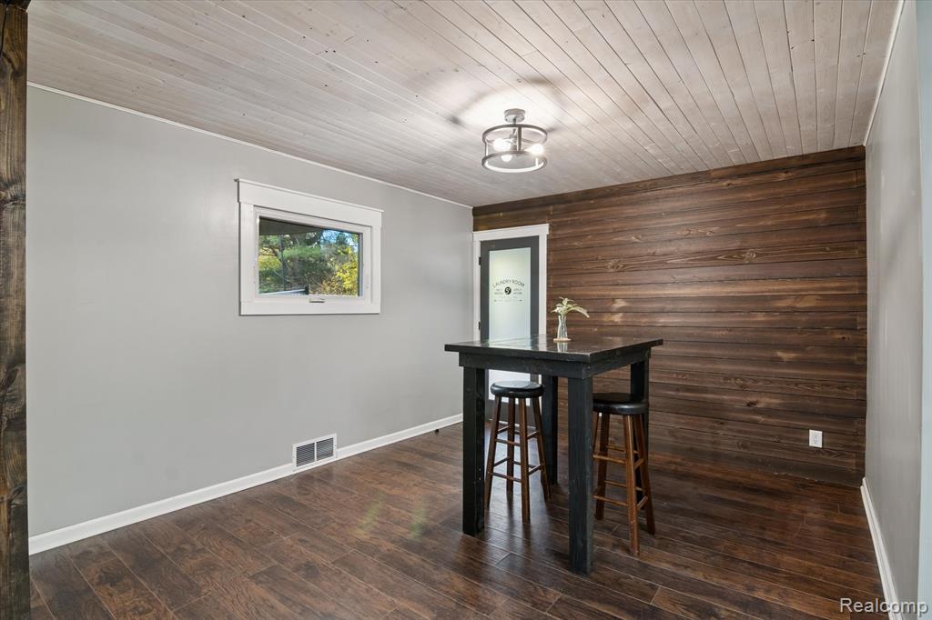524 S Jackson Street, Hanover, MI 49241 — Photo 12