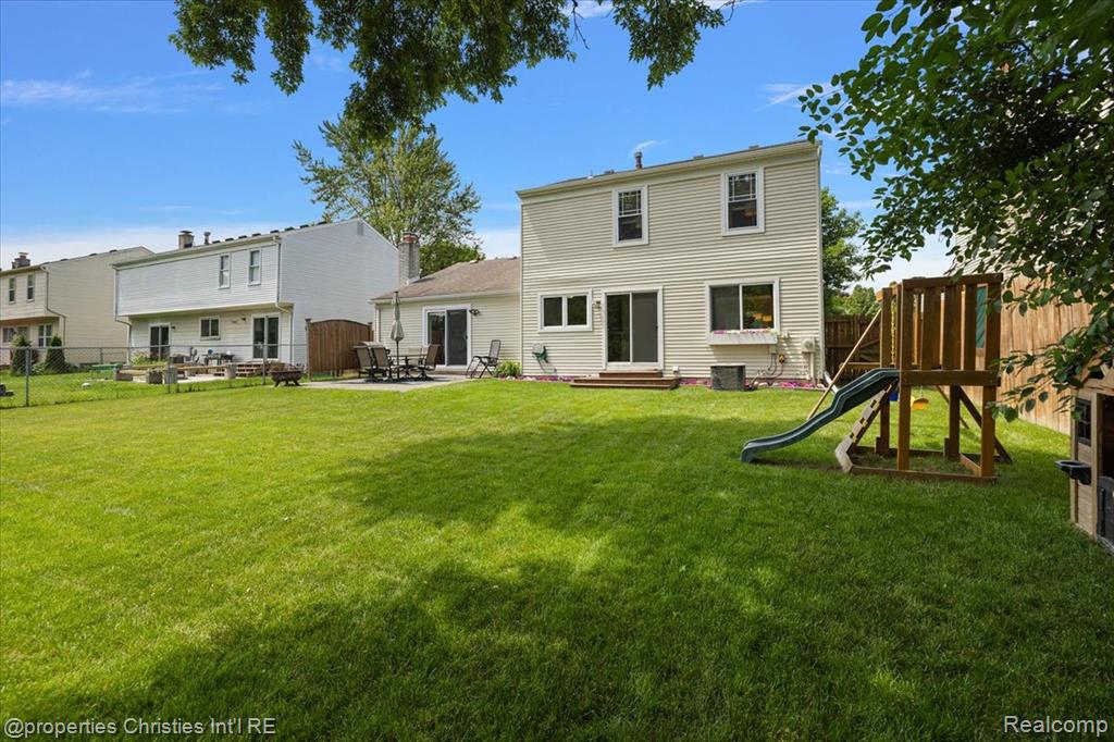 555 Worthington Road, Canton, MI 48188 — Photo 34