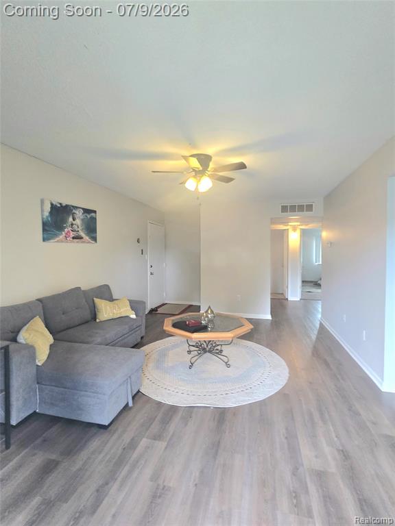 5251 Highland Road, 214, Waterford, MI 48327 — Photo 30