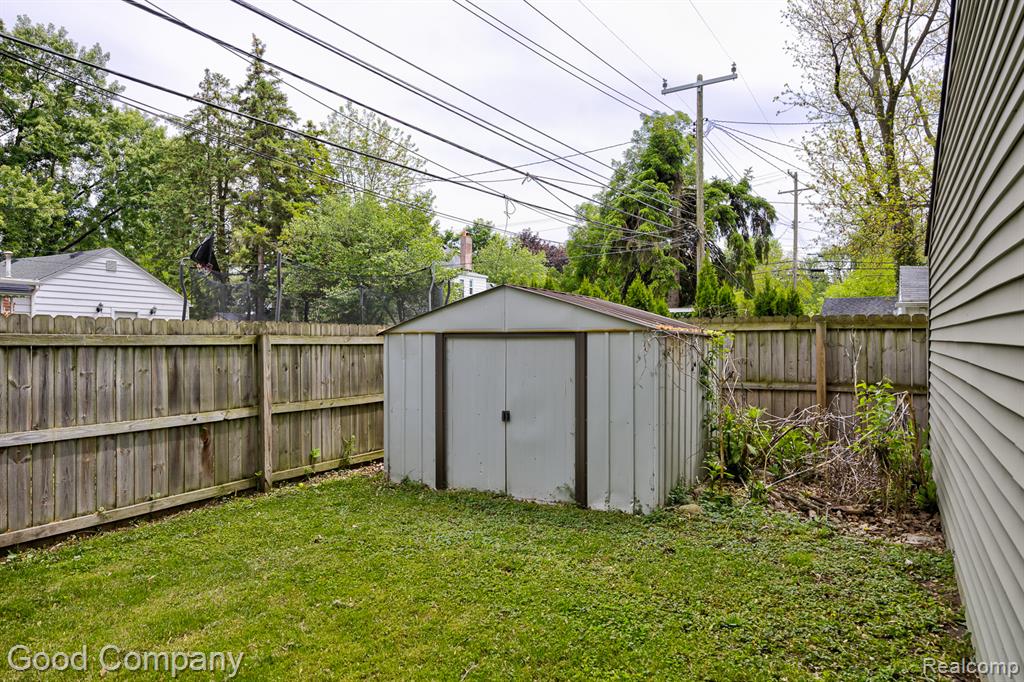 812 N Edgeworth Avenue, Royal Oak, MI 48067 — Photo 40