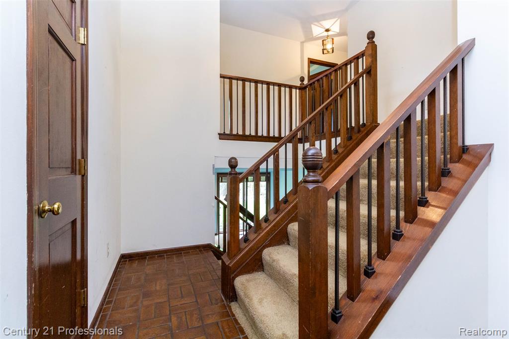 6133 Sundance Trail, Brighton, MI 48116 — Photo 16