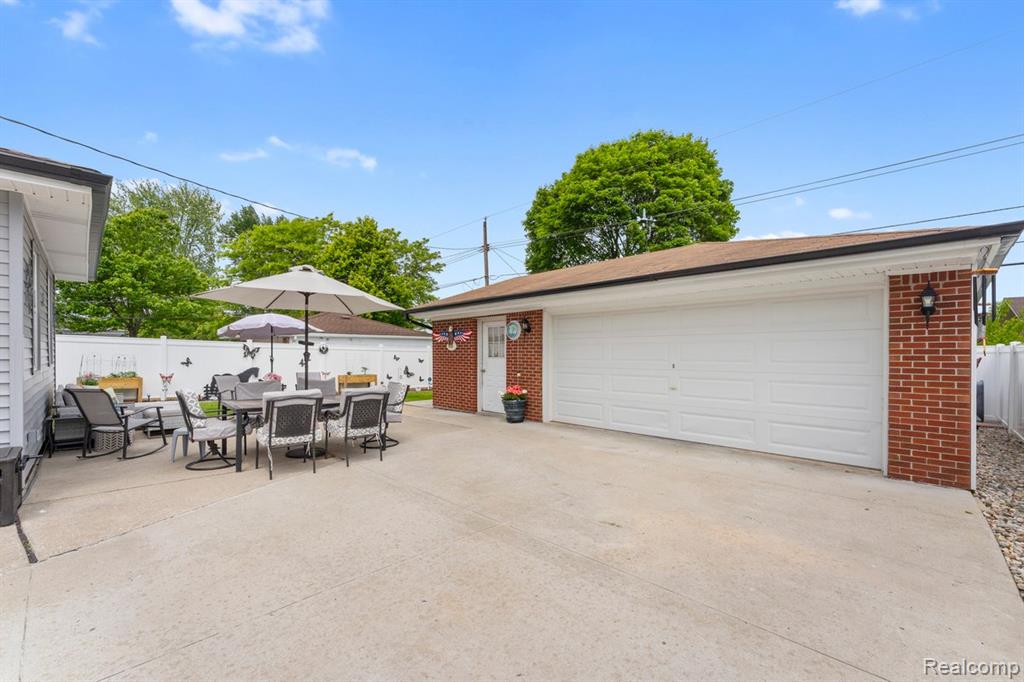 4947 Jackson Street, Trenton, MI 48183 — Photo 24
