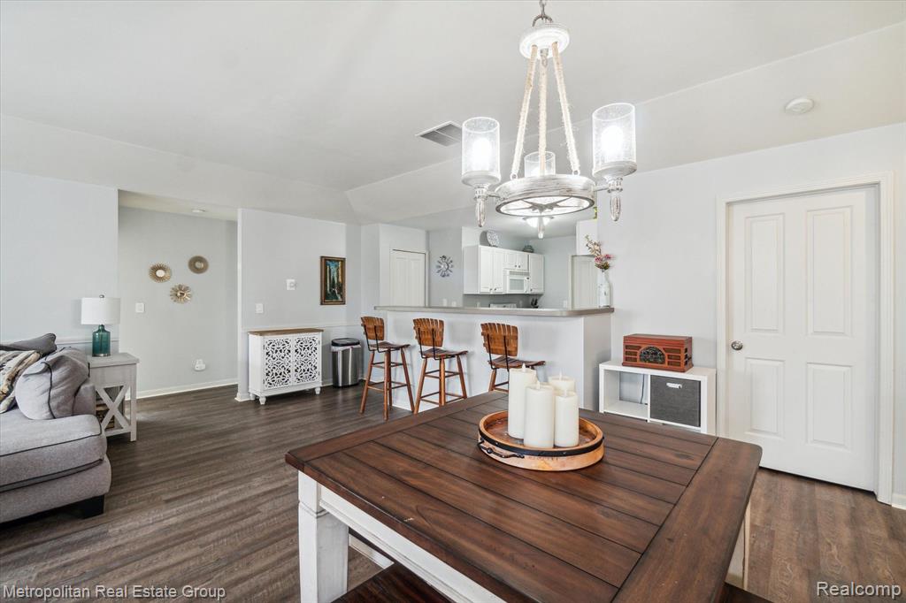 4101 HAMPTON RIDGE Boulevard, Howell, MI 48843 — Photo 9