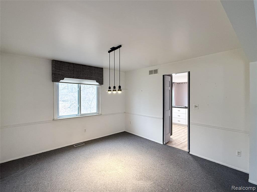 21660 Riverview Drive, Beverly Hills, MI 48025 — Photo 14