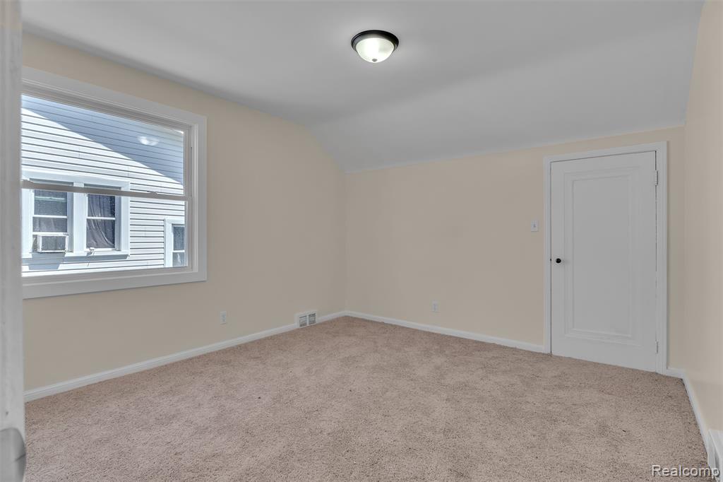 14521 SUSSEX Street, Detroit, MI 48227 — Photo 22