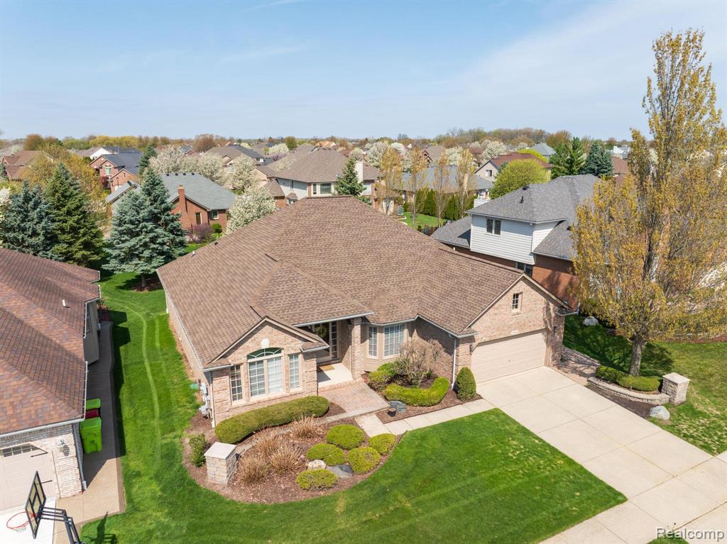 49213 Dunhill Drive, Macomb, MI 48044 — Photo 3