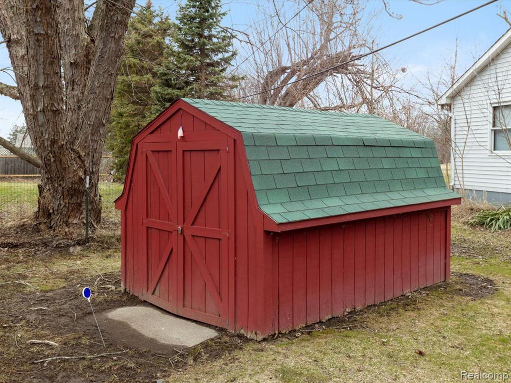 4008 Keewahdin, Fort Gratiot, MI 48059 — Photo 27