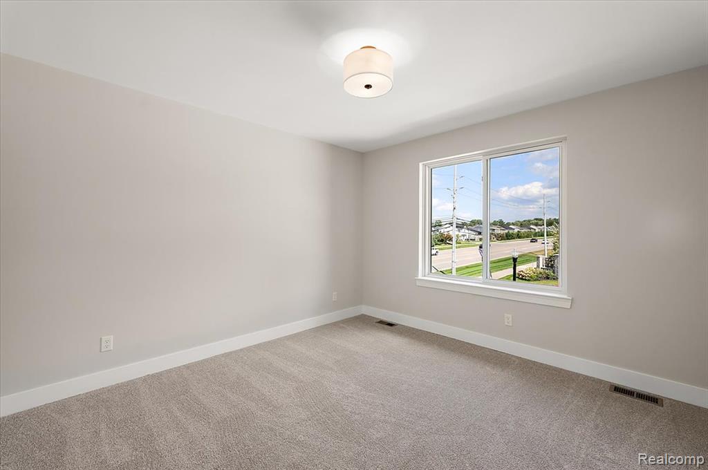 50999 Mistwood Drive, Macomb, MI 48042 — Photo 44