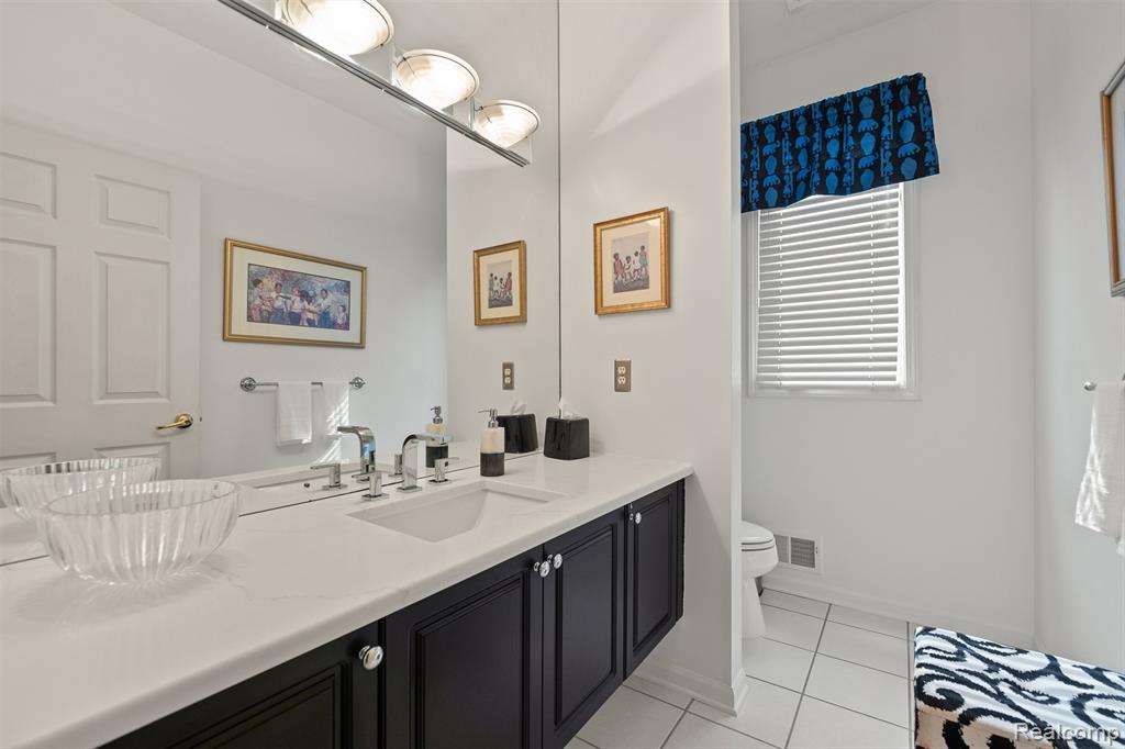 6993 Crosswell Drive, West Bloomfield, MI — Photo 7