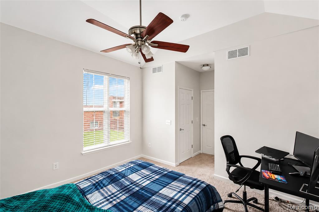41544 Oconnor Lane, Novi, MI 48377 — Photo 27