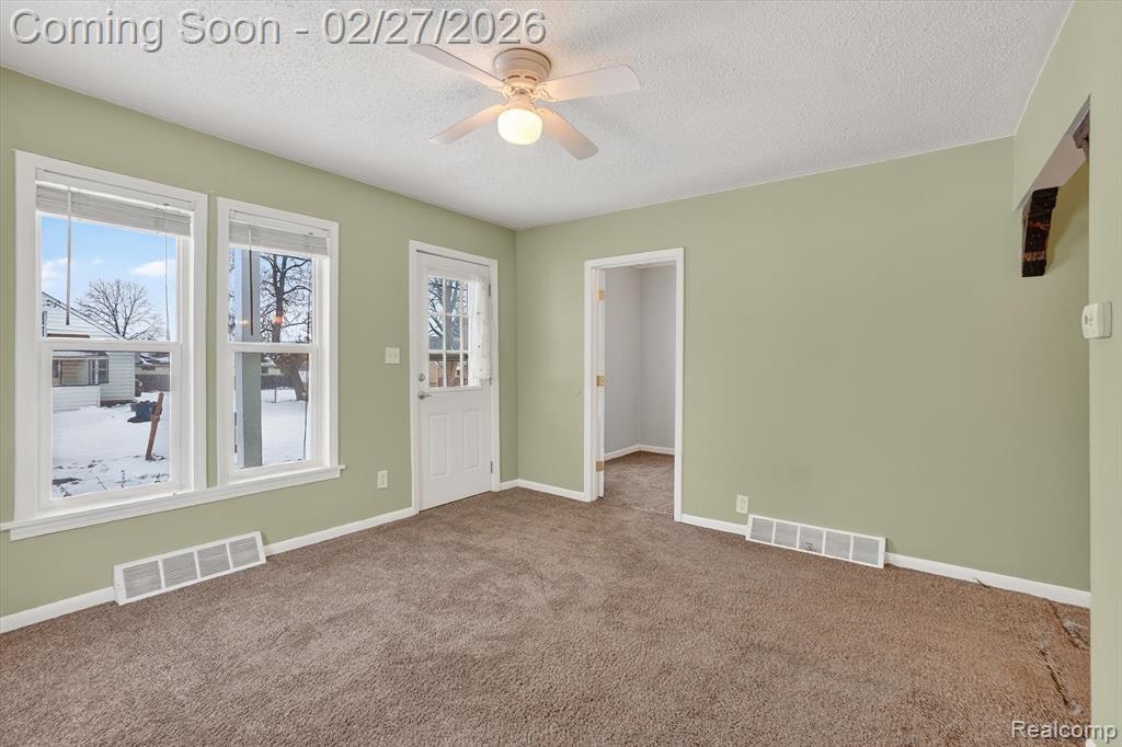 5227 Dania Street, Flint, MI 48532 — Photo 8