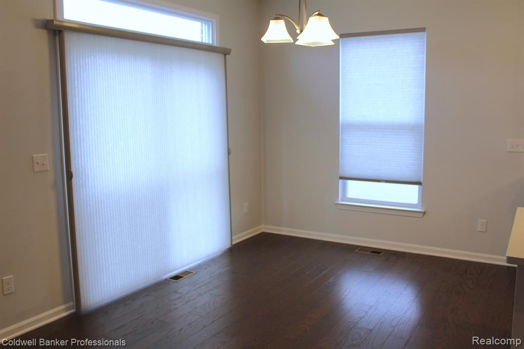48372 FIELDSTONE Drive, Northville, MI — Photo 12