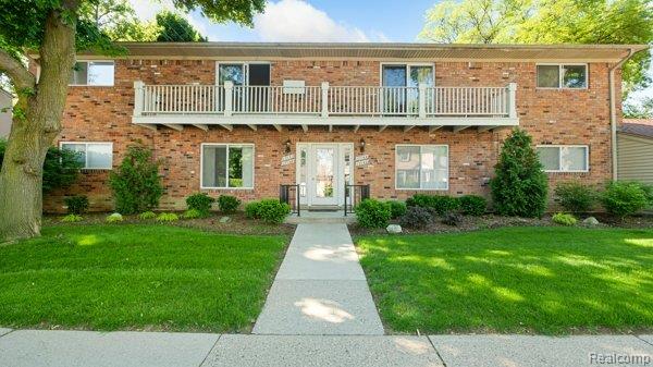 516 NEFF Lane Lane, Grosse Pointe, MI 48230 — Photo 9