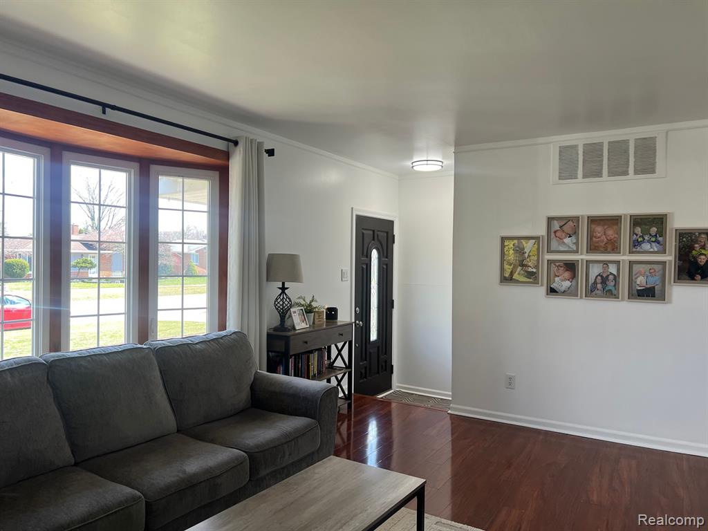7101 N WILDWOOD Street, Westland, MI — Photo 13