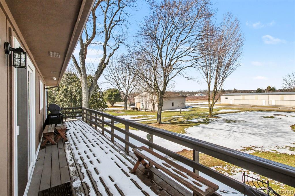 8783 SKYLANE Drive, Brighton, MI 48114 — Photo 25