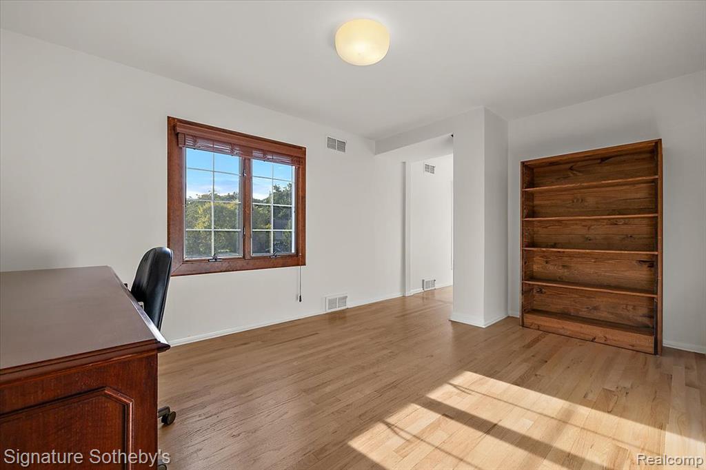 22601 Highbank Drive, Beverly Hills, MI 48025 — Photo 35