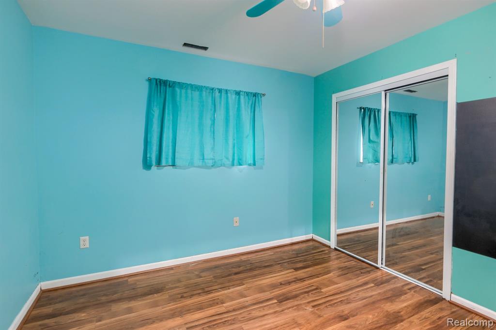 496 Central Street, Marysville, MI 48040 — Photo 18