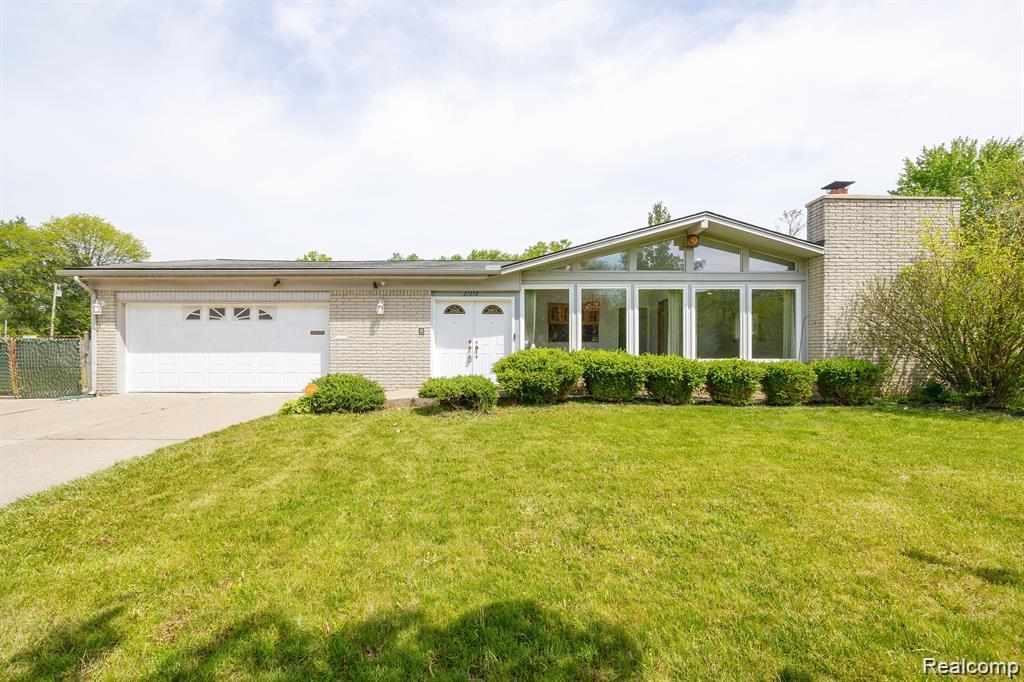 27272 Hopkins Street, Inkster, MI 48141 — front exterior