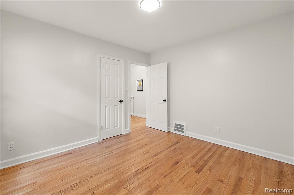 603 S Vermont Avenue, Royal Oak, MI 48067 — Photo 27