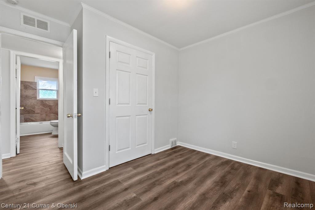 545 HUDSON Street, Ypsilanti, MI 48198 — Photo 10