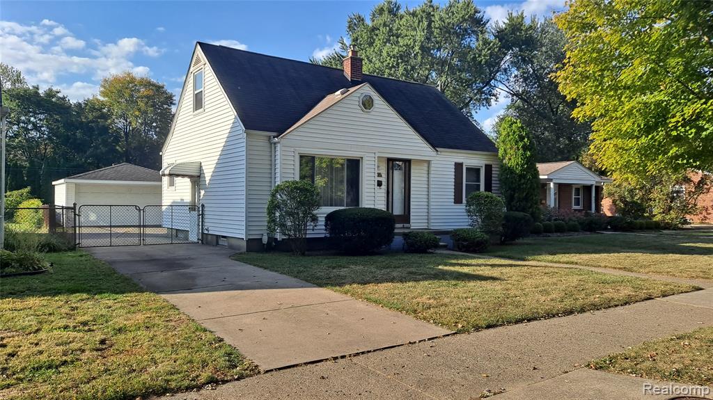 940 Coolidge Avenue, Clawson, MI — front exterior
