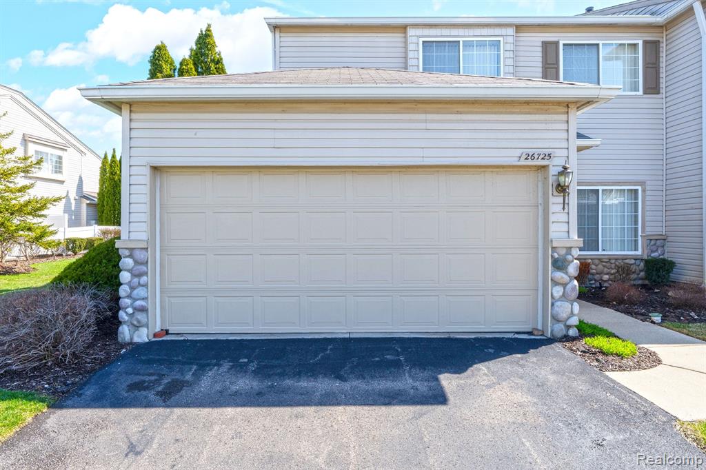 26725 ASHTON Drive, Woodhaven, MI 48183 — Photo 26