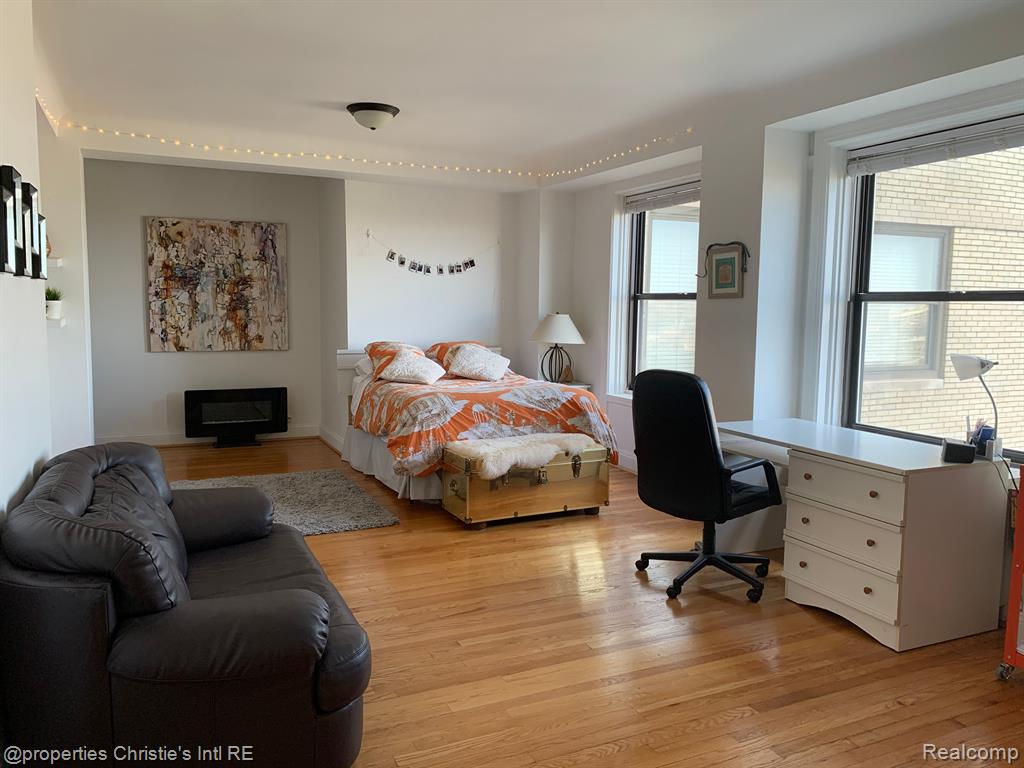 15 E KIRBY Street, 725, Detroit, MI 48202 — Photo 7