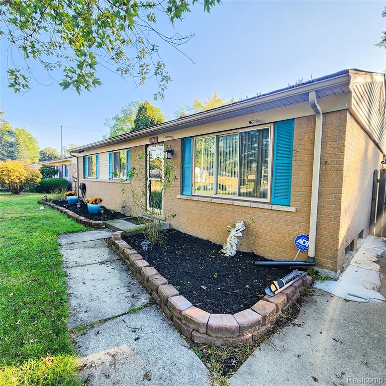 9445 Van Buren Street, Van Buren, MI 48111 — front exterior