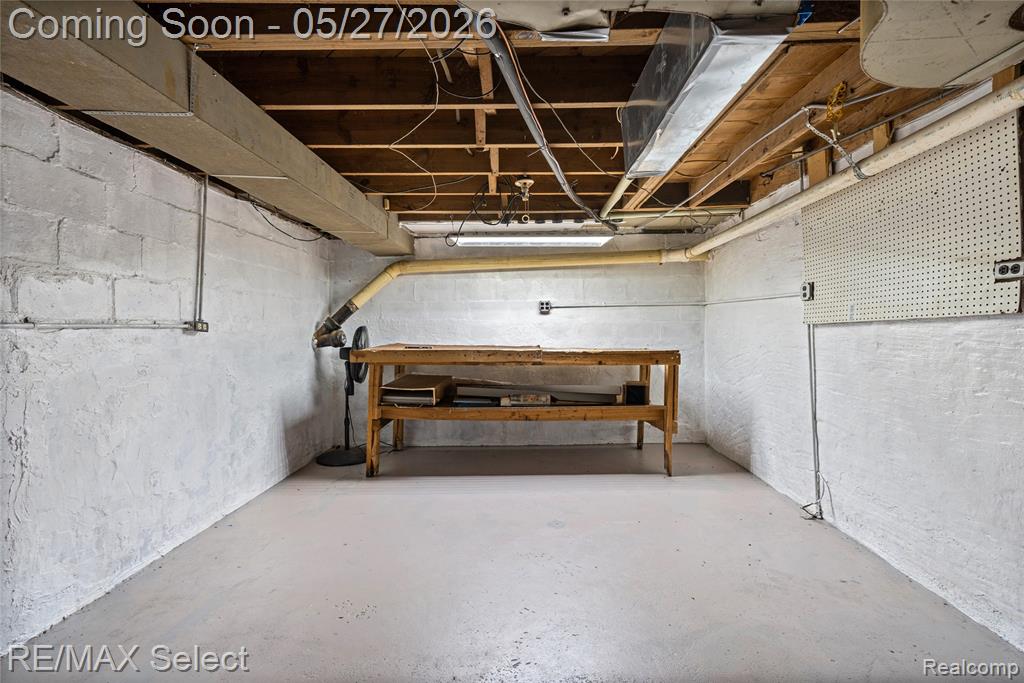 6361 Fenton Road, Grand Blanc, MI 48507 — Photo 40