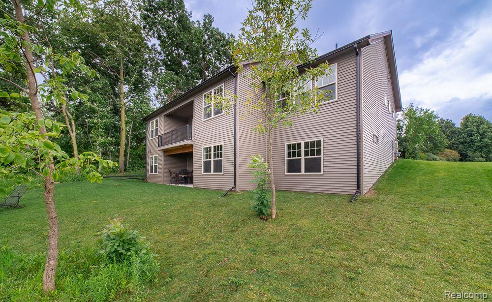 10497 GRANDVIEW Drive, Goodrich Vlg, MI — Photo 35