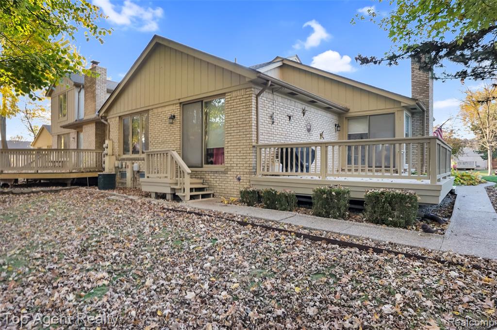 43058 W Kirkwood Drive, Clinton Twp, MI 48038 — Photo 33