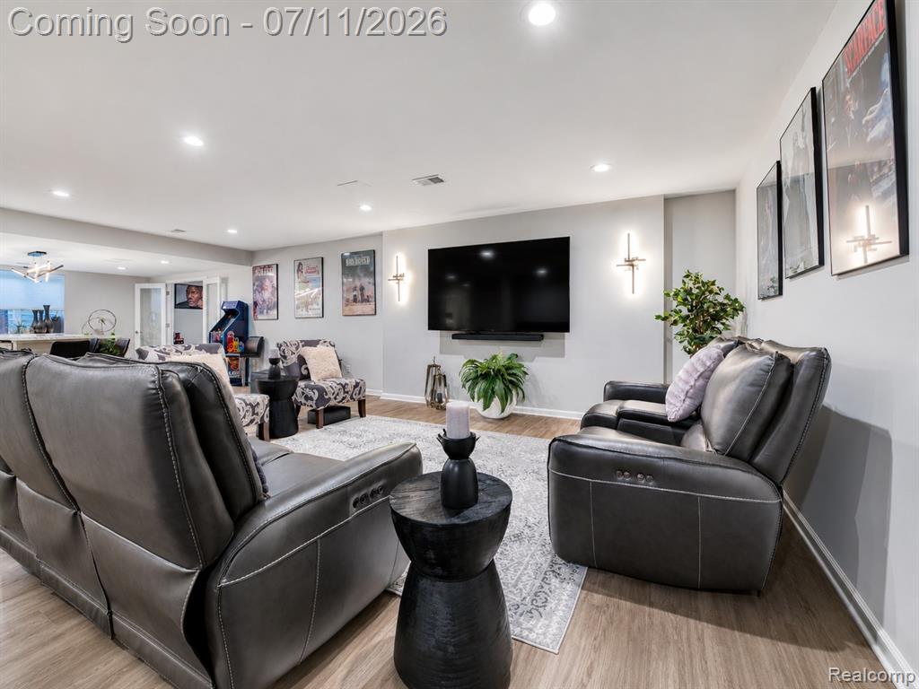 48847 Windfall Road, Novi, MI — Photo 32