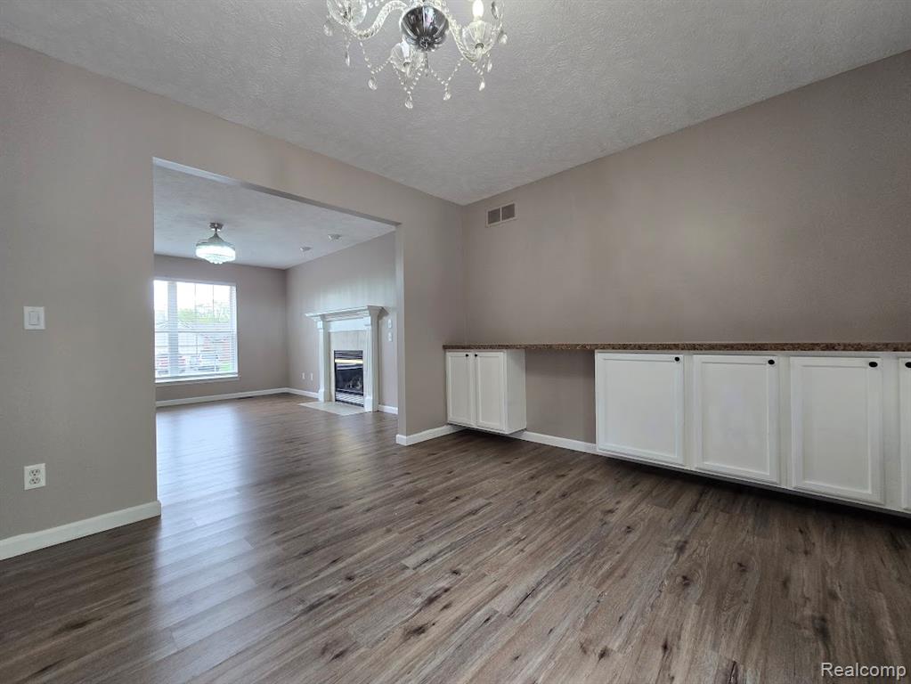 684 Glenlivet Street, Howell, MI 48843 — Photo 7