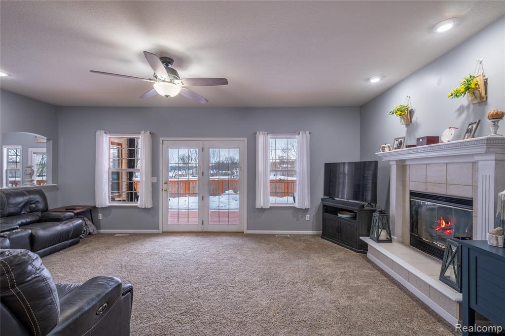 4204 Pavilion Court, Fenton, MI 48430 — Photo 12